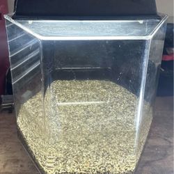 Truvu Hexagonal Acrylic Fish Tank