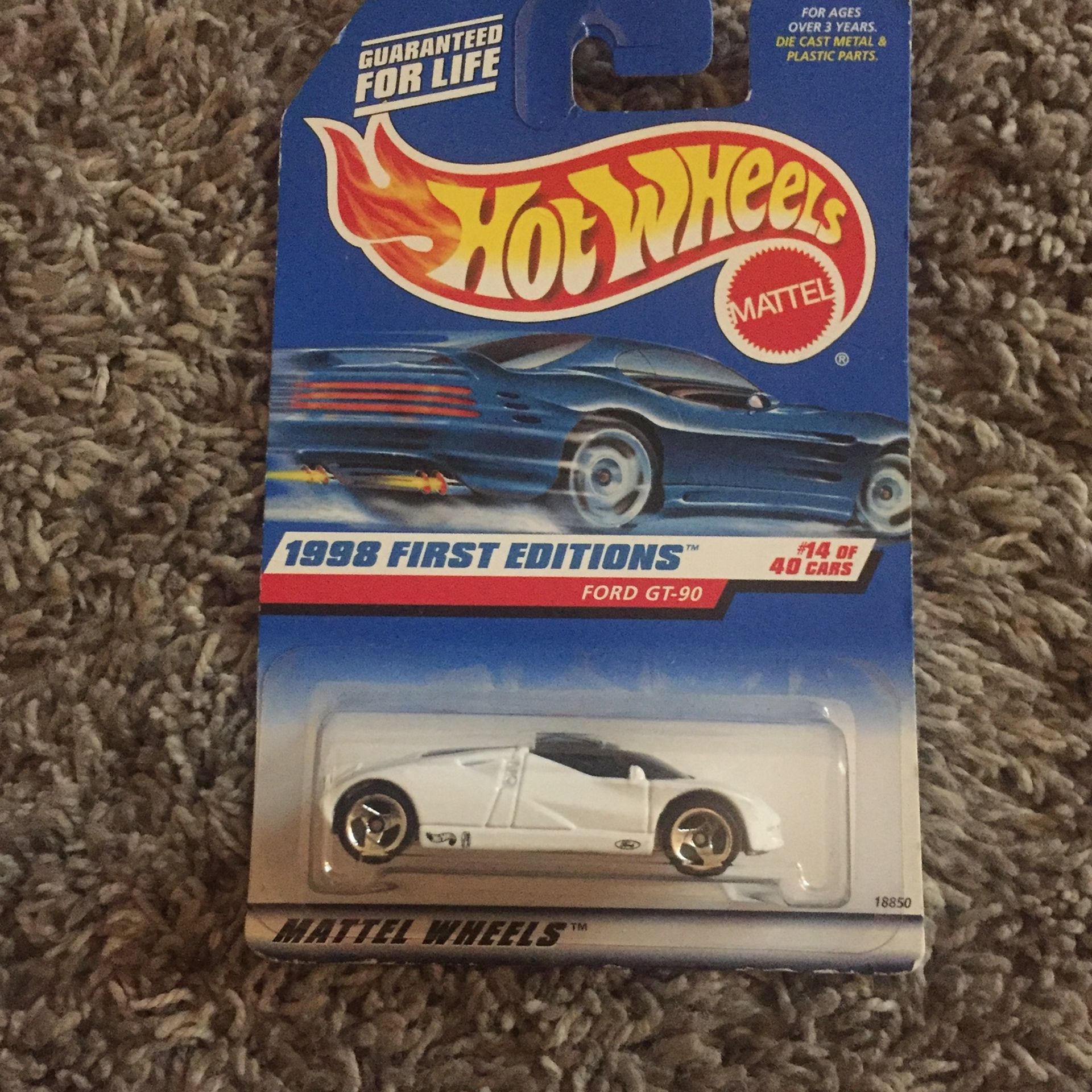 Ford GT-90 1988 Hot Wheel Unopened.