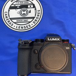 Panasonic Lumix S5 Mirrorless Camera