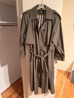 Braetan Olive Green Trench Coat