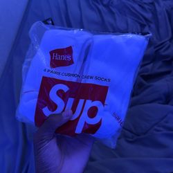 Supreme Socks