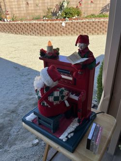 Beautiful Animated Song Along With Santa 🧑‍🎄 Cassette Player.