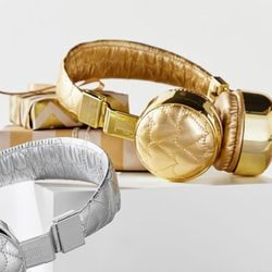  Bluetooth Headphones