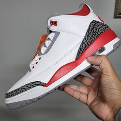 Jordan 3 Fire Red