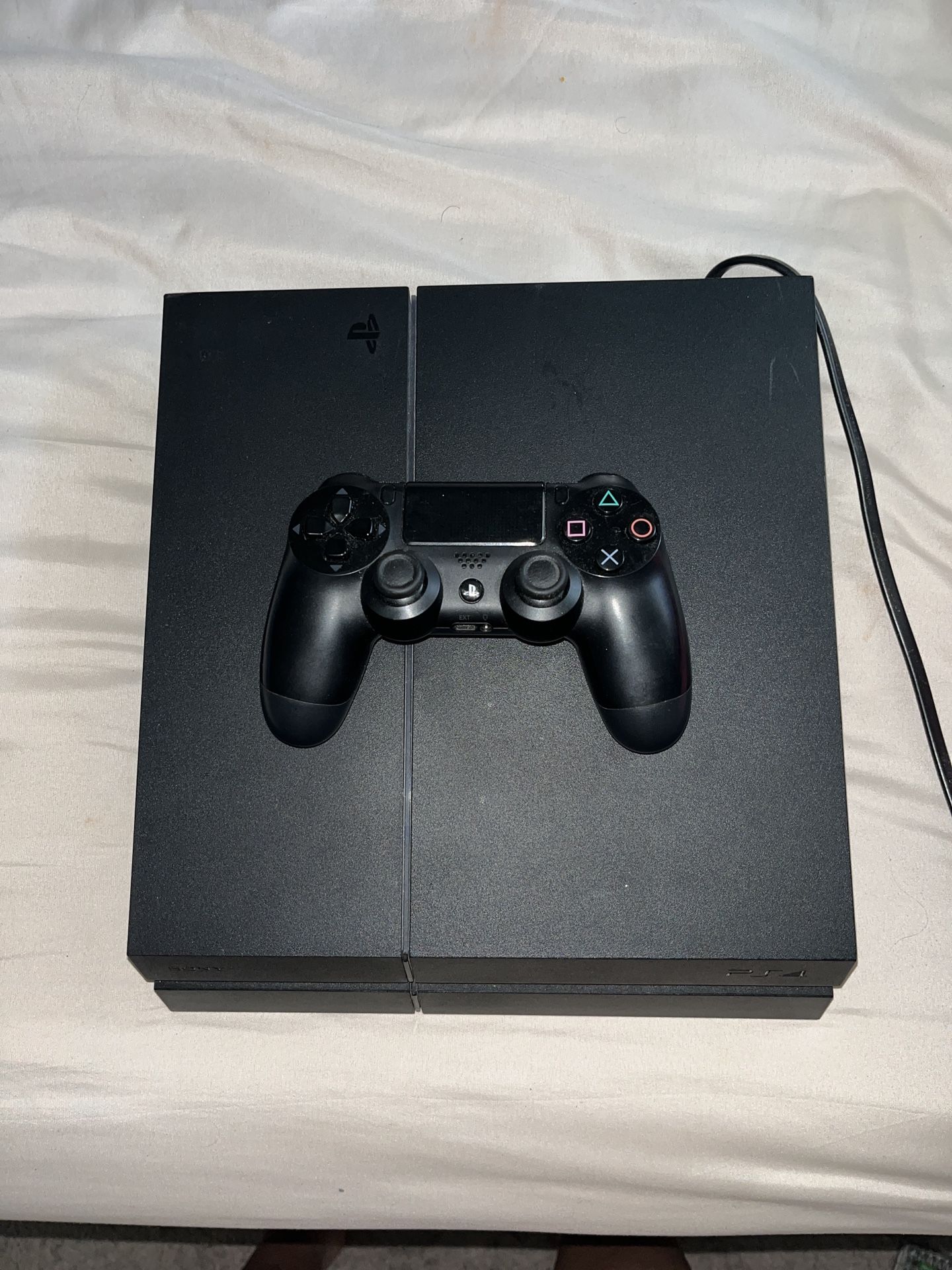 PS4 With 2 Controllers