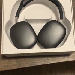 *BEST OFFER* AirPod Max Space Gray - BRAND NEW 