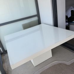 Dining Table 59x59 inches / 150x150cm