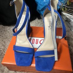 royal blue heels