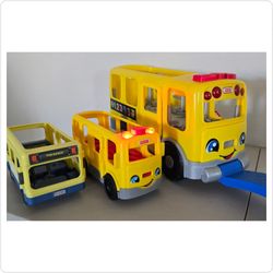 Fisher-Price Little People Interactive Bus & Bluey Vehicle Bundle - Lights, Sounds & Play Set!