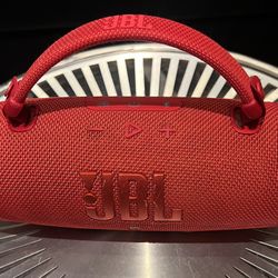 JBL Charge 6 Waterproof portable Bluetooth® speaker (Red) 