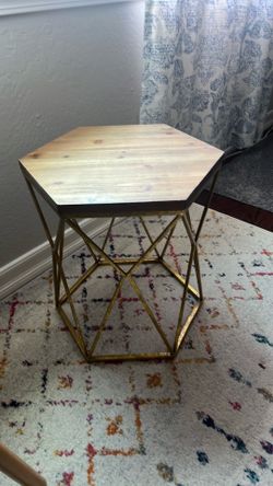 Small side table hexagon