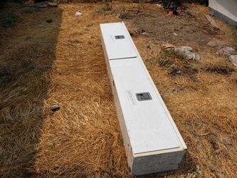 nice flatbed tool box