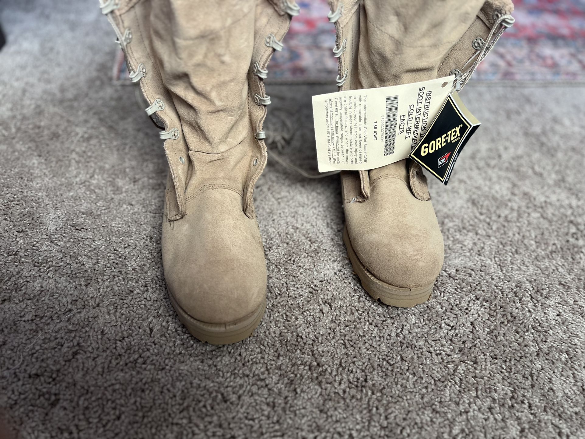 New Army Combat Boots Size 7.5