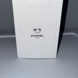 Chanel No 5 L'eau Eau de Toilette 