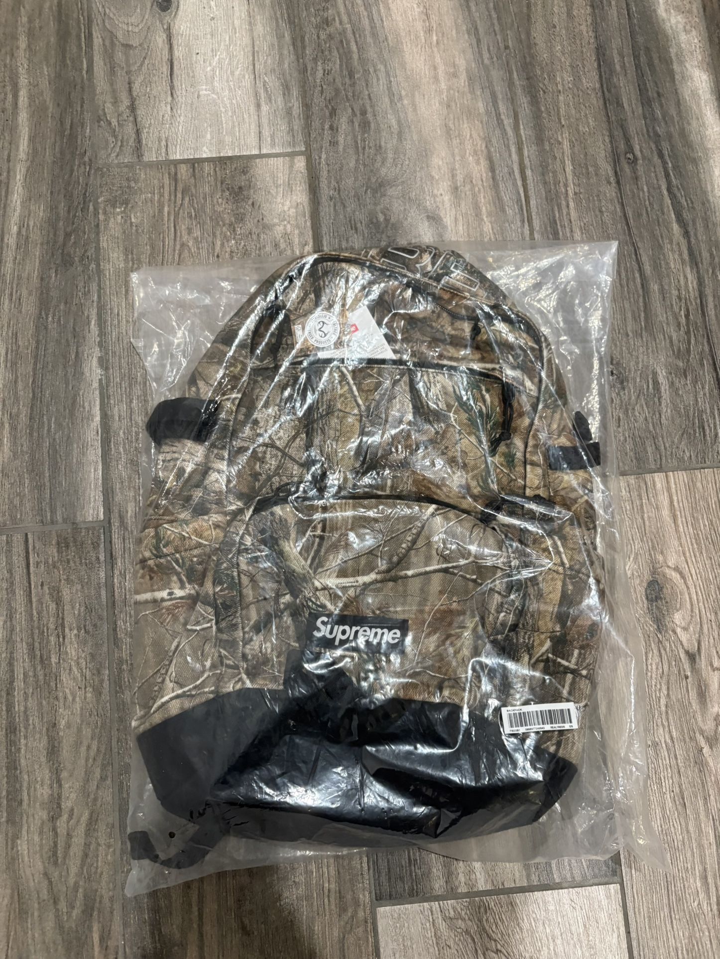 SUPREME BACKPACK