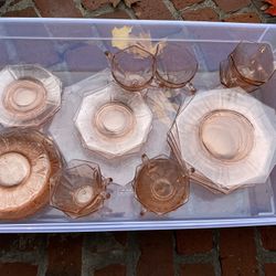 Vintage Pink Glass. Breakfast Set. 