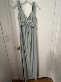 green emerald velvet dress Amazon.com: David's Bridal Satin Empire Waist Ball Gown, Women's Size 0,  Lake : Clothing, Shoes & Jewelry main image 0