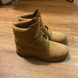 Timberland 6-inch Premium Waterproof Boot Size 9.5, Light Beige