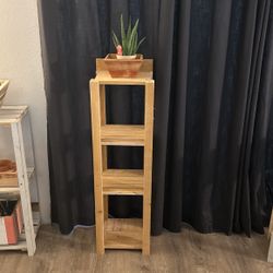 Reclaimed Cedar Wood Plant Stand