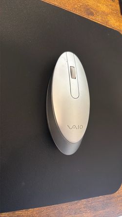 Sony VAIO VGP-BMS33 Bluetooth Laser Mouse