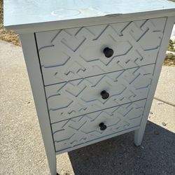 Nightstand/Chest