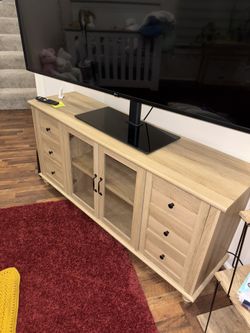 Tv stand 