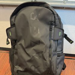 Razer Rogue 15.6” Travel Backpack V2