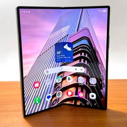 SAMSUNG GALAXY Z-FOLD 6 512GB UNLOCKED Fully Functional