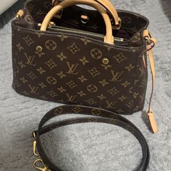 Lv monogram 