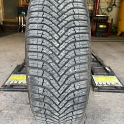 (1) - 225/65/17 Goodyear WeatherReady 2 All Weather Tire