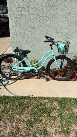 Tuesday Beach cruiser