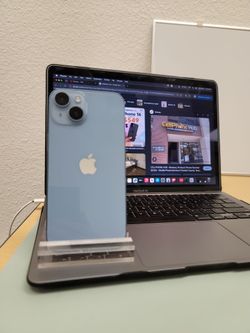 iPhone 14 desbloqueado