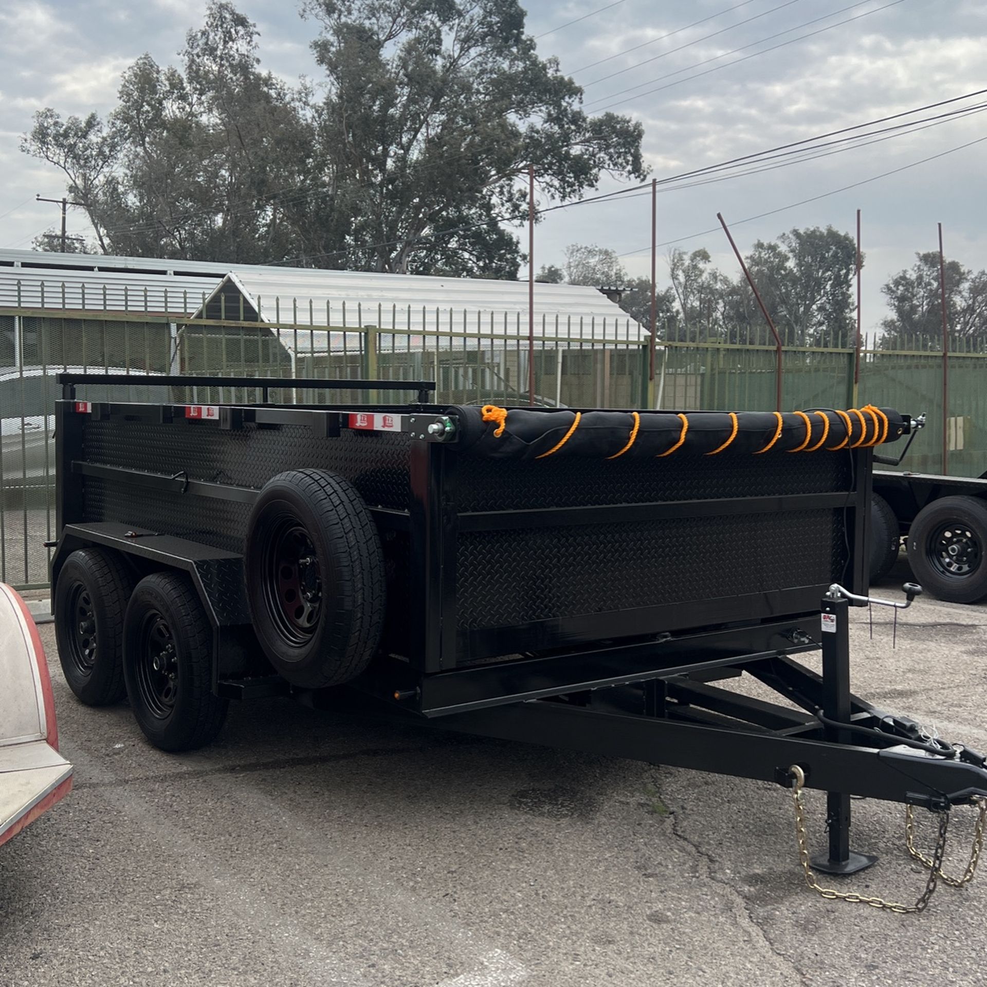 DUMP TRAILER 8x10x2 REMOLQUE