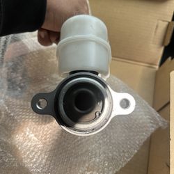 Xj jeep master cylinder