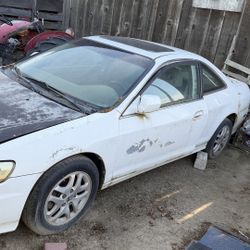 Honda Accord 2002 V6 3.0 “partes o completo “