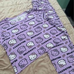 Women’s 2 Pc Hello Kitty Pajama. Size XL