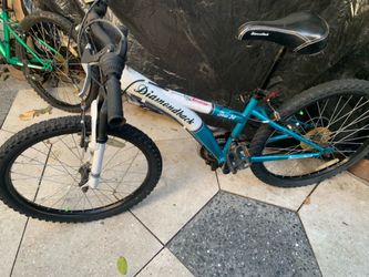 Mountain bike 24” good condition ready to ride