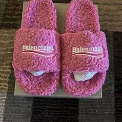 Pink Furry Balenciaga Slides (Throw Offers)