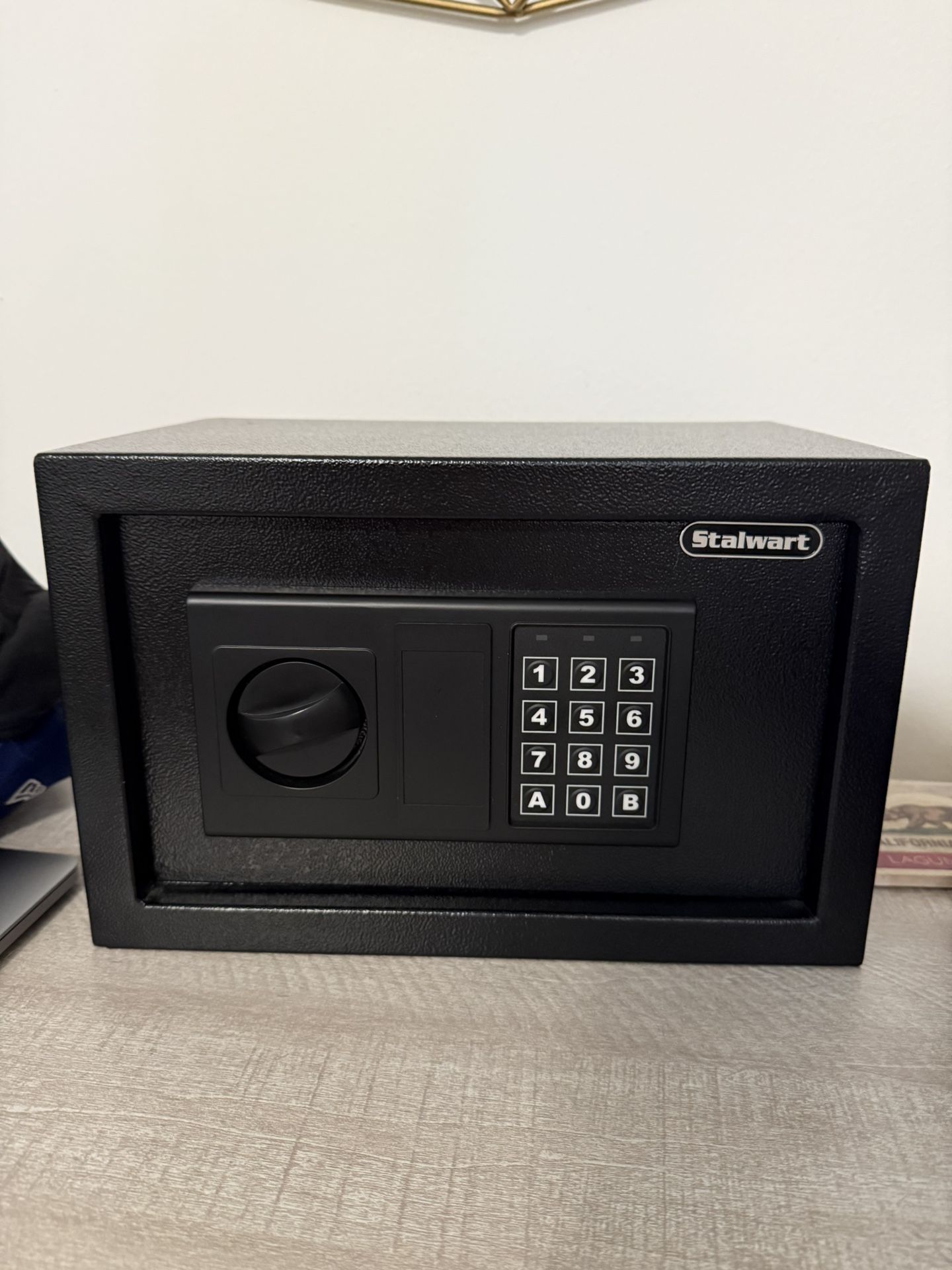 Stalwart Safe