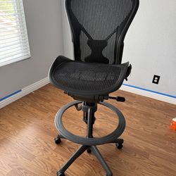 Herman Miller Standing Chair