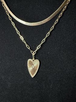 Gold Heart Pendant Necklace Set