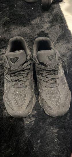 new balance 9060 size 7
