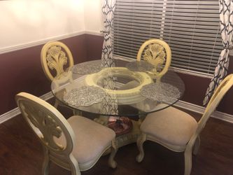 48’ round glass table