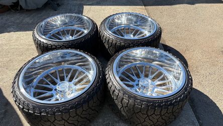 26x16 FITTIPALDI FORGED POLISHED 8 lug rims and tires