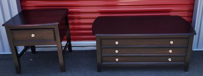 Cocktail Table With Three Drawers And End Table