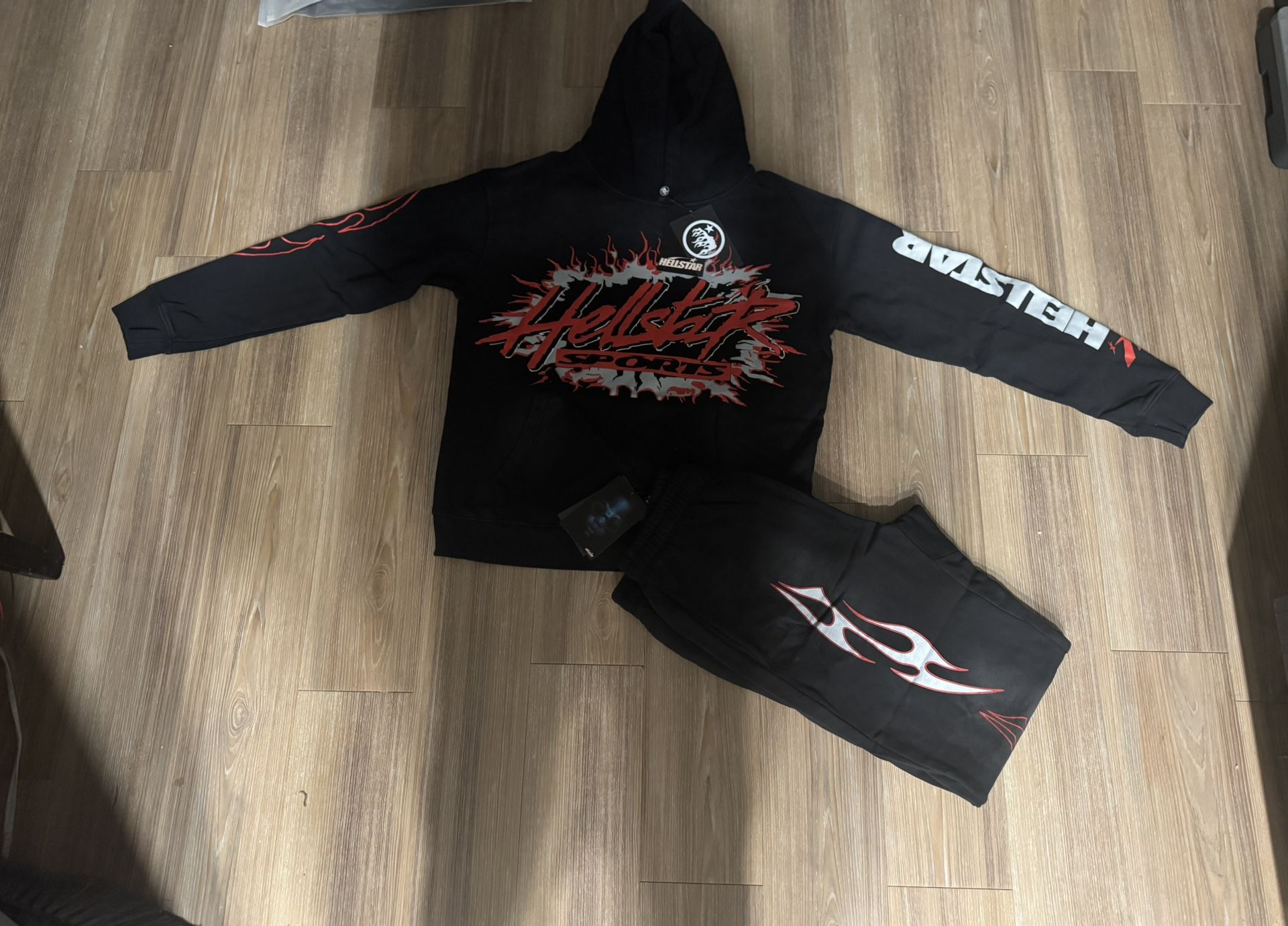 Hellstar Set Men’s Medium