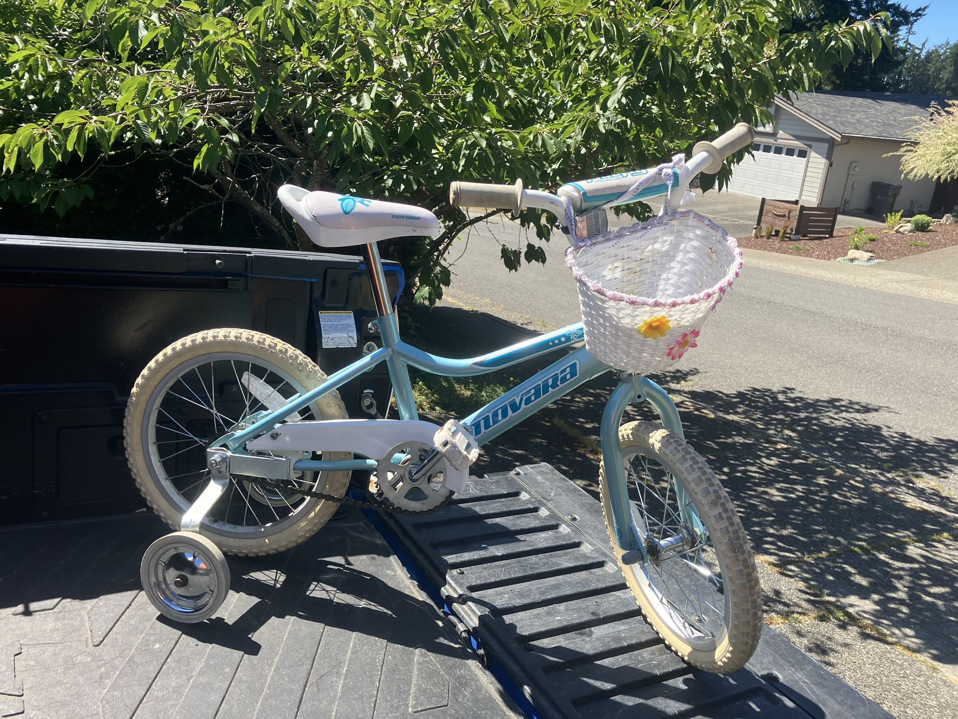 Child Kid Children Bike 16” Wheels With Training Wheels Bicycle Tricycle Trike in Good Condition