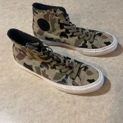 Camouflage Converse