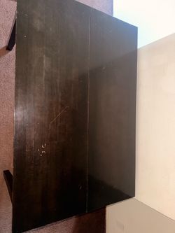 Table & Chairs