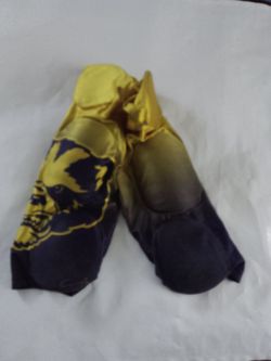 Dmaxx Sports Youth football pants with pads size ys